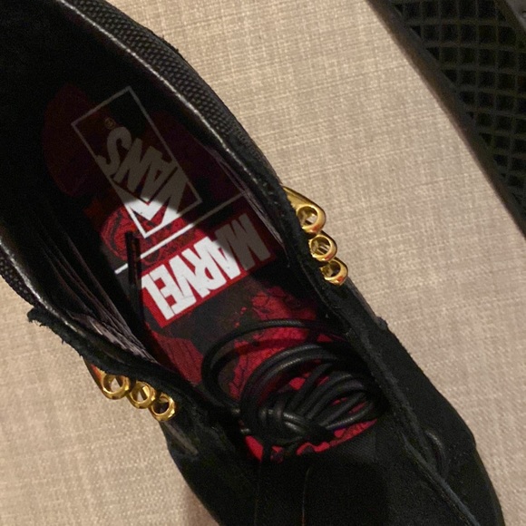 NWT VANS X MARVEL | Black Panther high tops | Men’s 7.5 Women’s 9 - Picture 9 of 11
